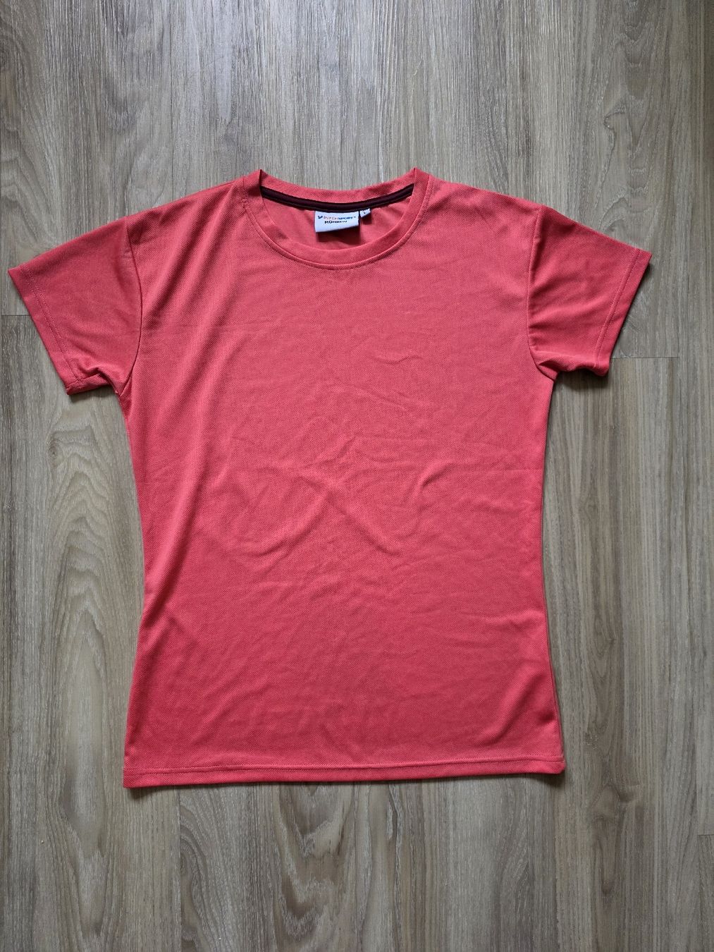 T-shirt: Sport T-shirt, Gr L – Usato da Interlaken venduto da NataliiaS