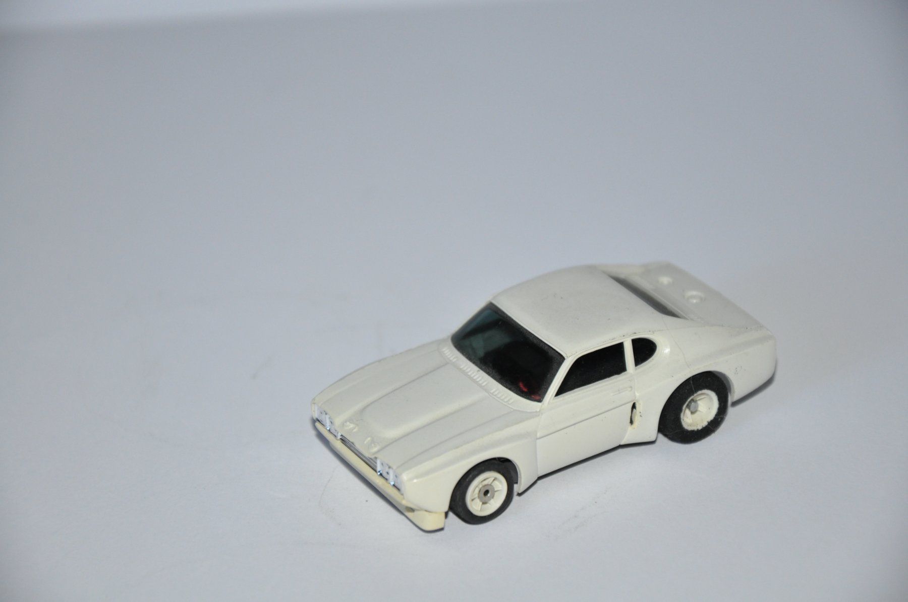 Faller Piste: Ford Capri Faller AFX – Nuovo e nell'imballaggio originale da Ebnat-Kappel venduto da Aallerlei 2