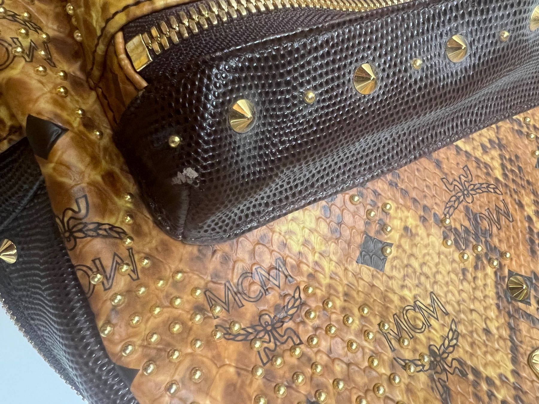 Mcm Zaini: MCM Rucksack Python Optik, sehr guter Zustand – Usato da Weinfelden venduto da Draixe 6