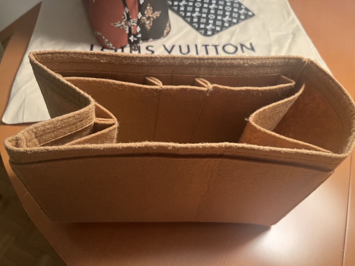 Louis Vuitton Borse da donna: Sac Louis Vuitton Neverfull Jungle – Nuovo (secondo la descrizione) da Lausanne venduto da Colinsu 5