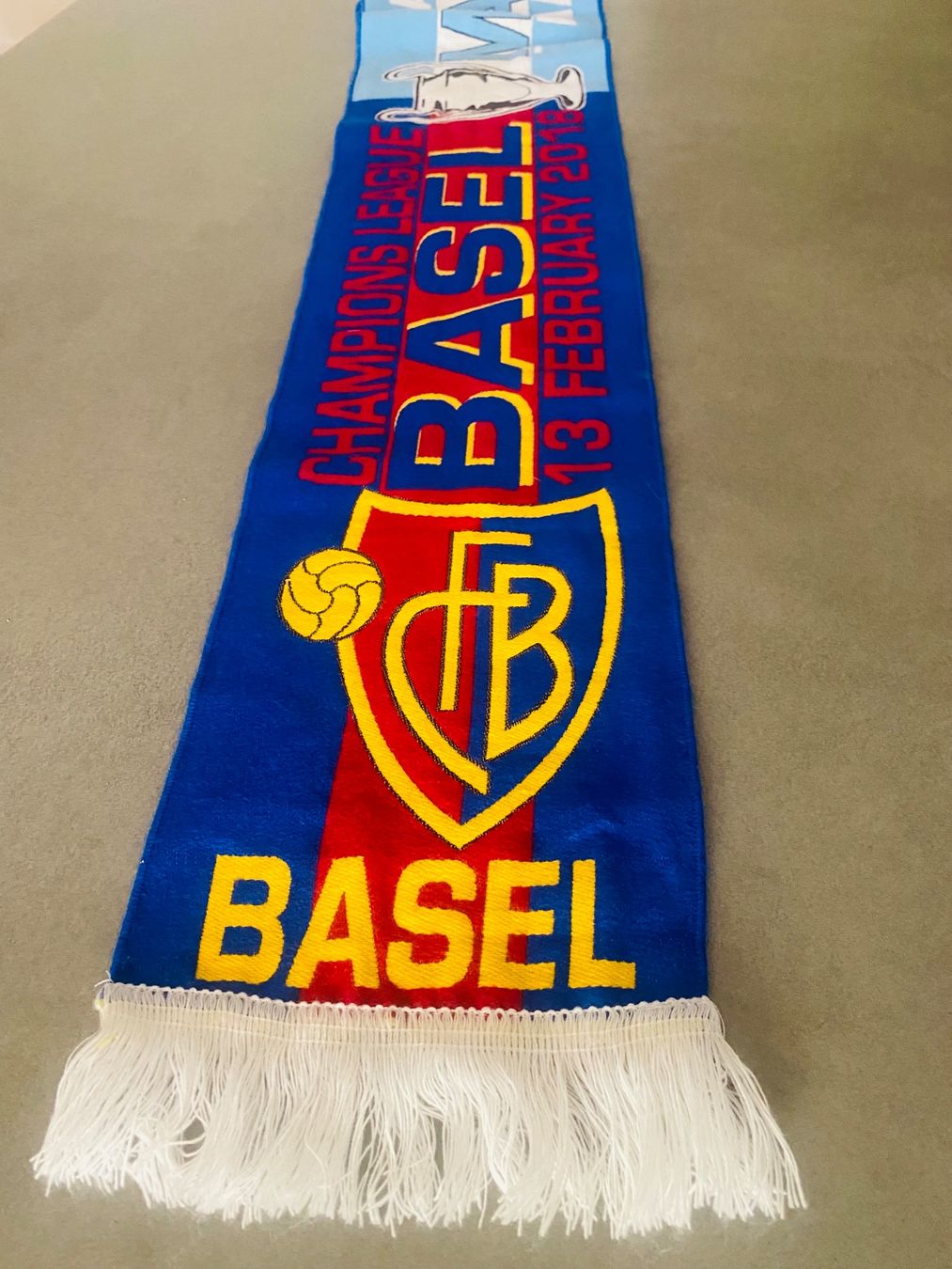 FC Basel Foulard & Sciarpe: FC Basel vs. Man City Schal – Usato da Basel venduto da OffPitchCollective 2