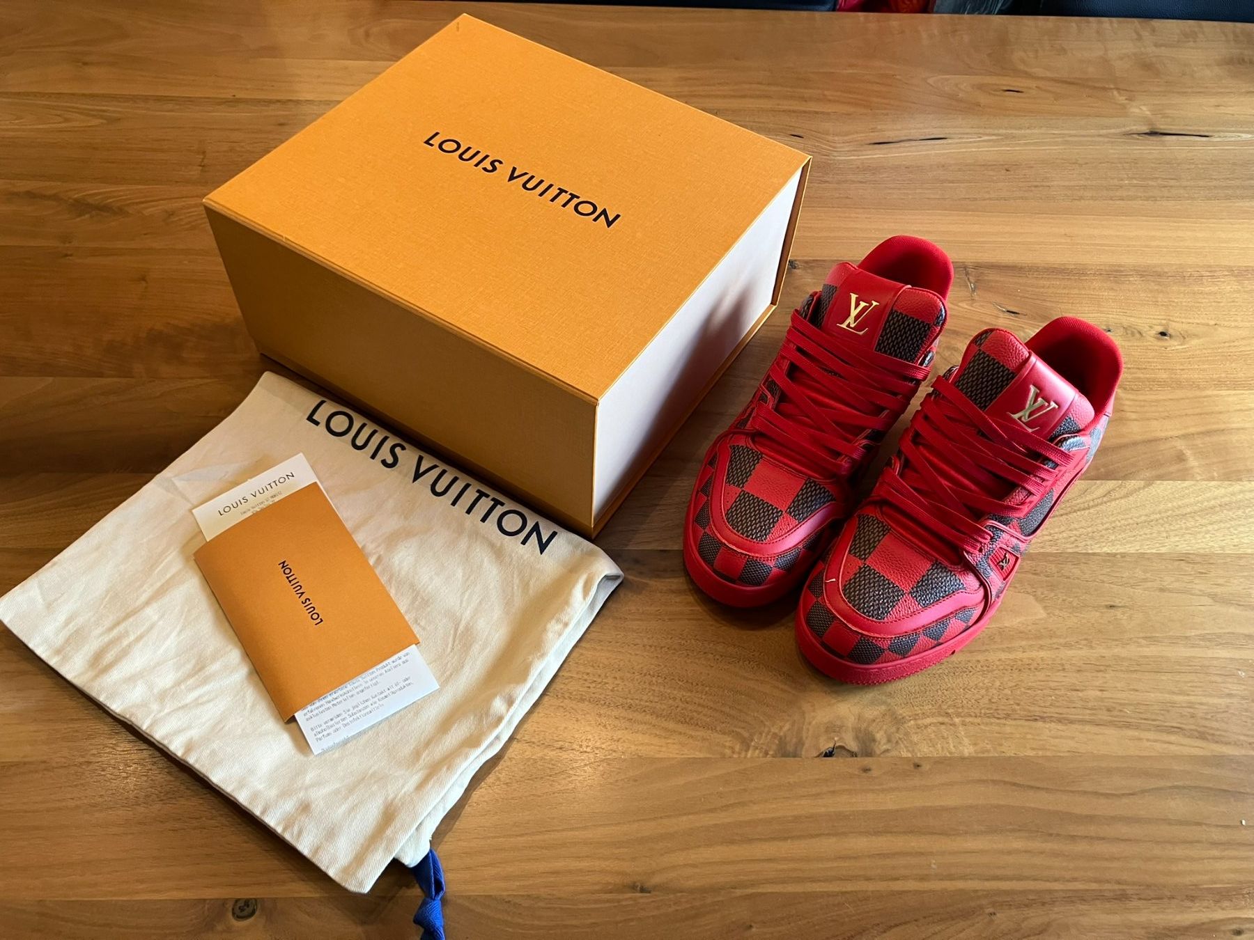Scarpe da uomo: Louis Vuitton Trainer Sneaker rot, Gr. 6 / 40 - 40.5 – Nuovo e nell'imballaggio originale da Zäziwil venduto da Bewy1 3