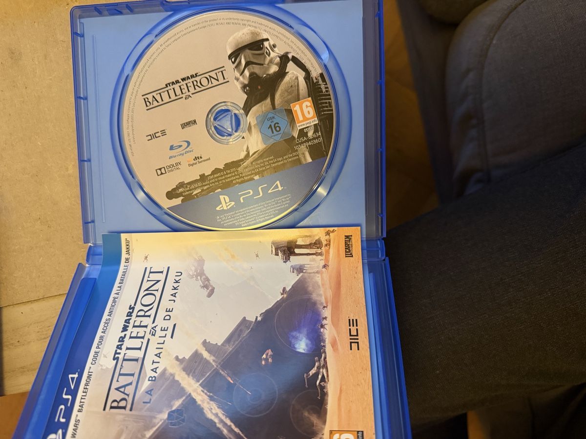 Jeux: Battlefront ps4 Star Wars  – D'occasion à Genève par ben_9hcj 1
