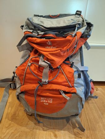 Deuter Rucksack ACT Lite 35+10 orange/grau