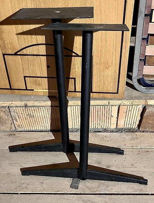 Tavoli: Table en bois - terrain de foot  – Usato da Font venduto da Etvous 3