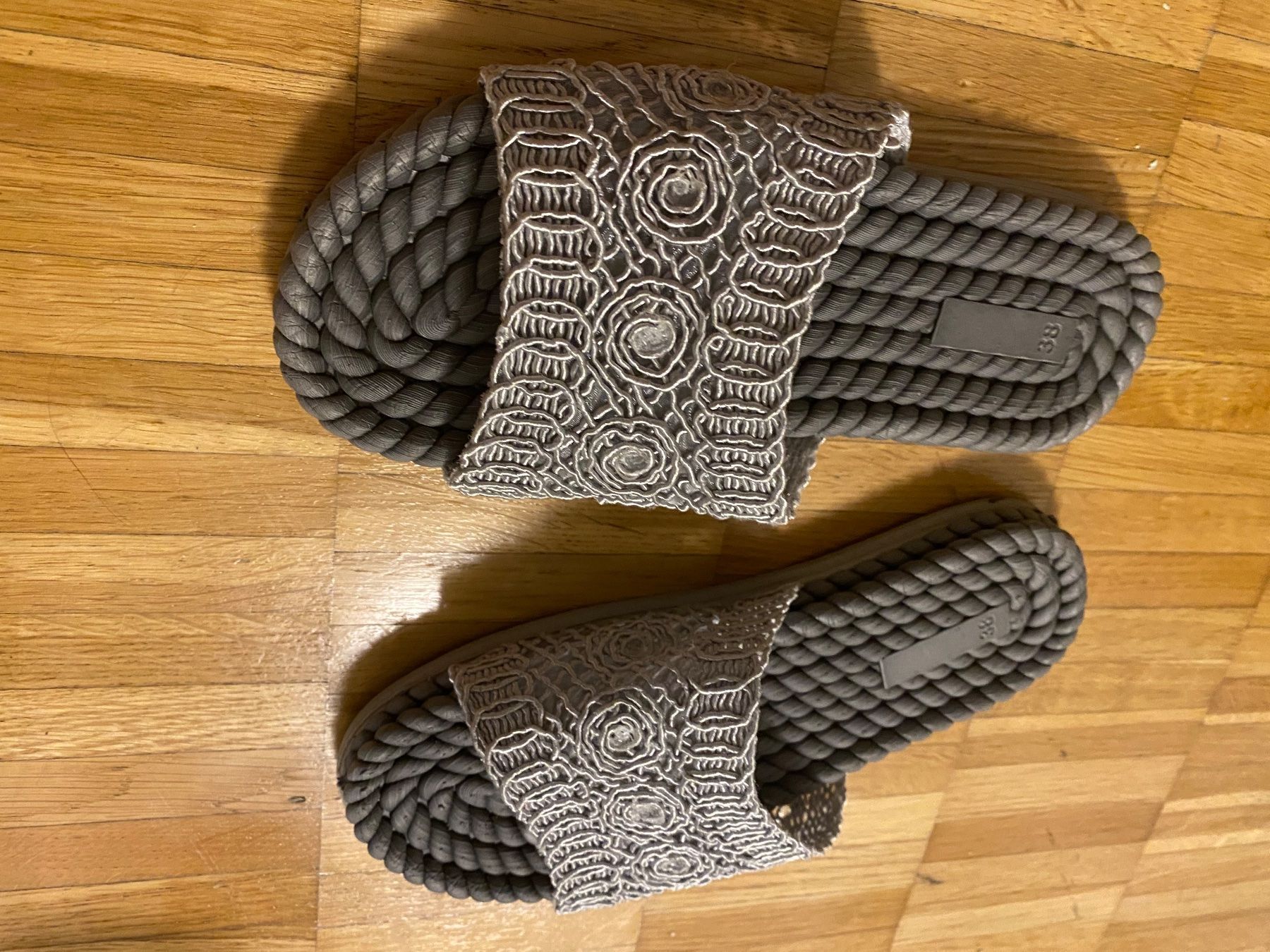 Scarpe da donna: sandale – Usato da Winterthur venduto da EasyRS 1