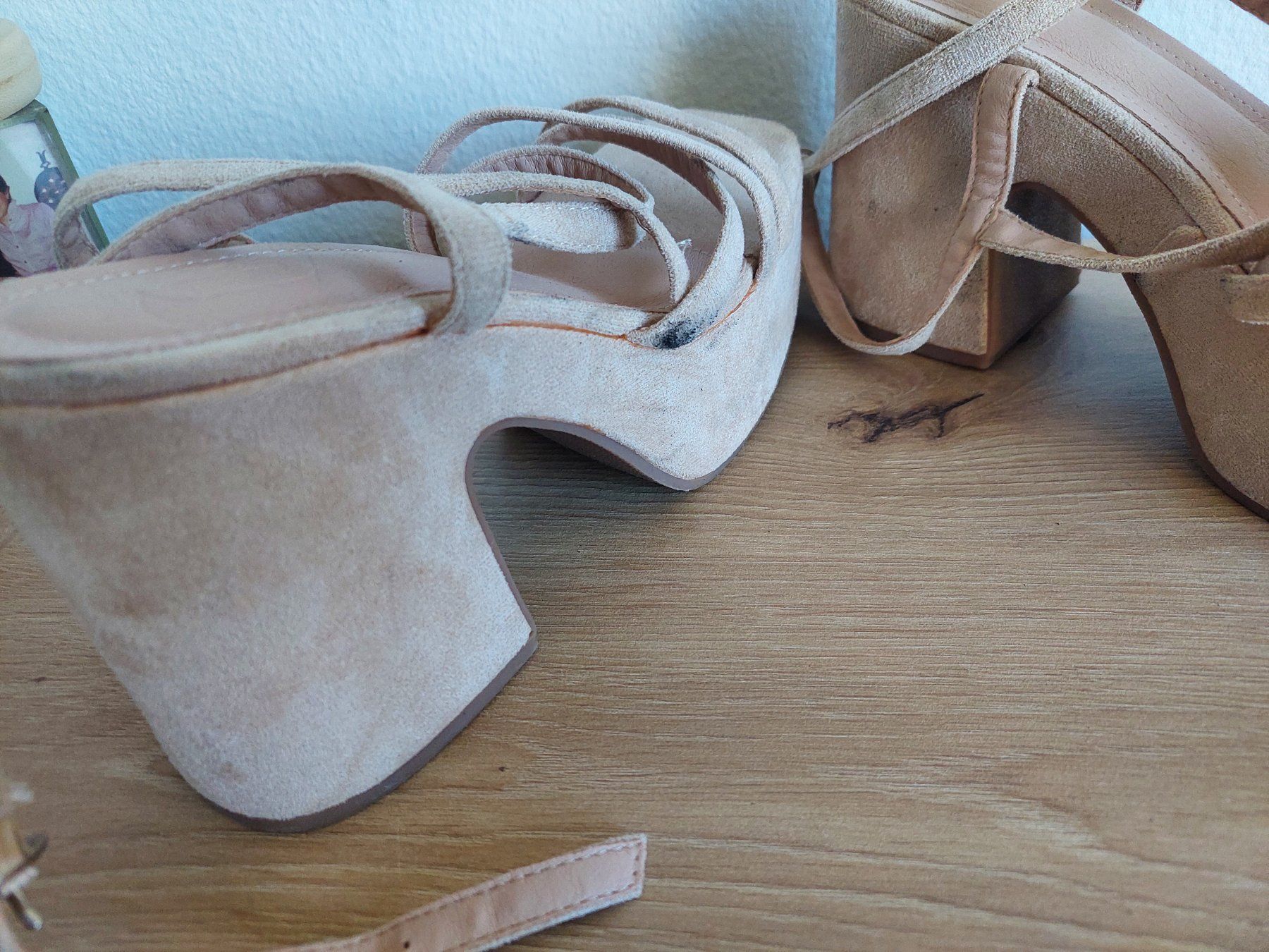 Scarpe da donna: HELLBEIGE/ROSA SANDALEN GR. 38 – Usato da Münchenstein venduto da Strupfi 2