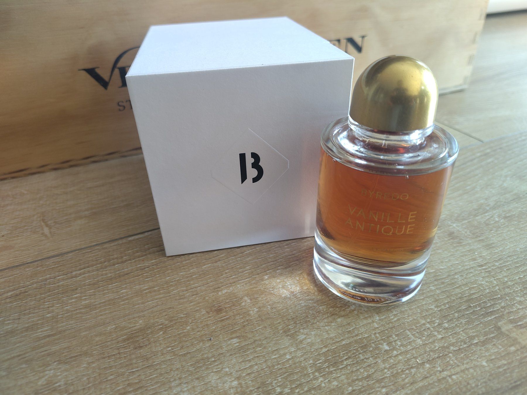 Byredo Profumi & Eau de Toilette: 2ml Byredo Vanille Antique extrait sample Probe niche – Nuovo (secondo la descrizione) da Steinhausen venduto da nwe_t8nj 1