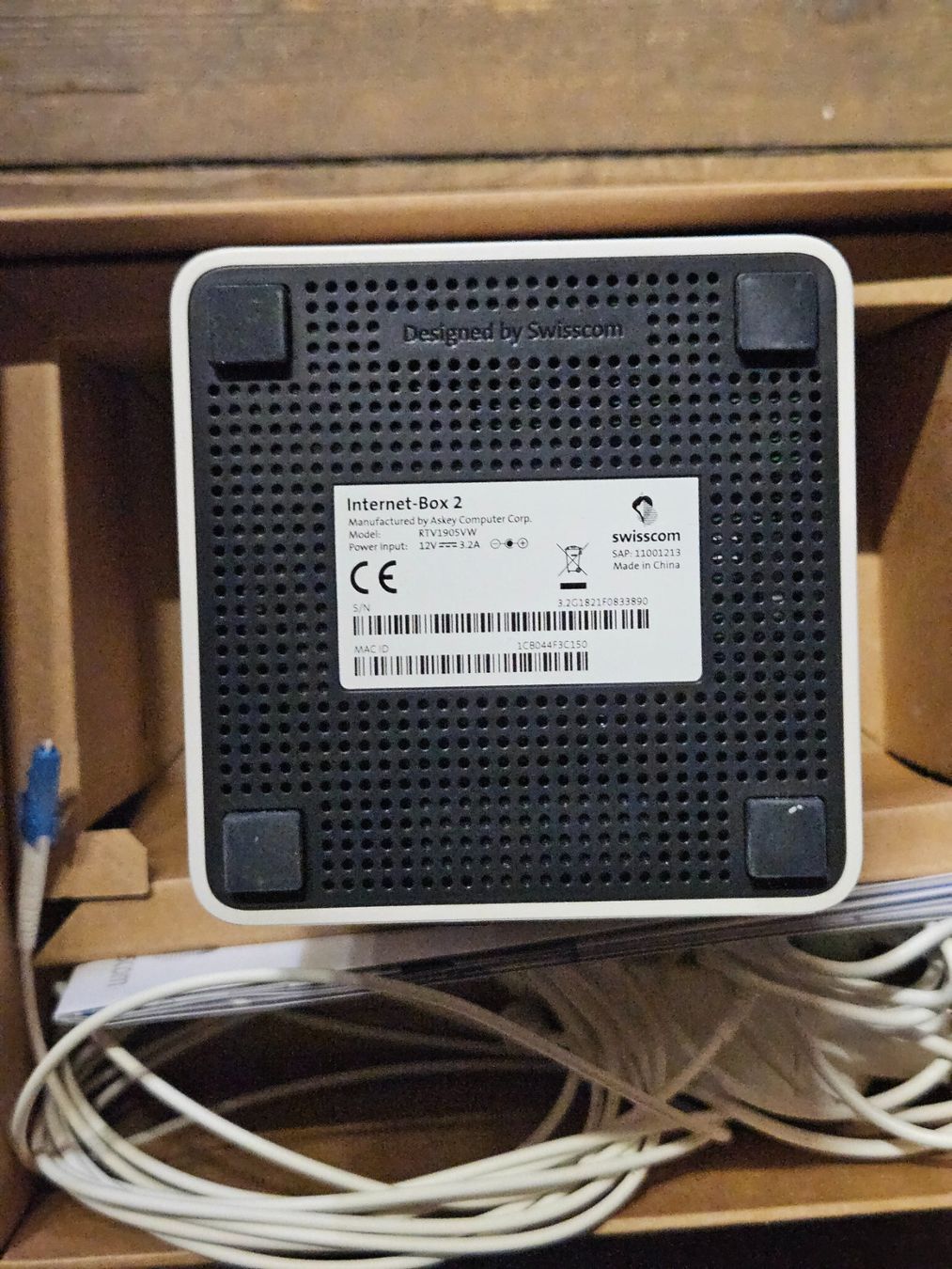 Swisscom Modem & Router: Swisscom Internet Box 2 inkl. Glasfaserkabel – Usato da Zürich venduto da RiggyBiggy 2