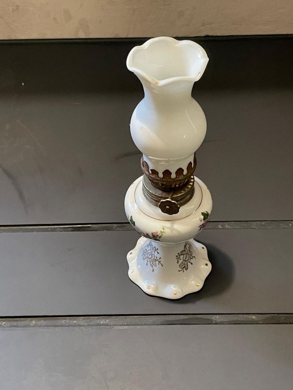 Lampen: Lampe pétrole ancienne – Gebraucht aus Lajoux JU von Briard0