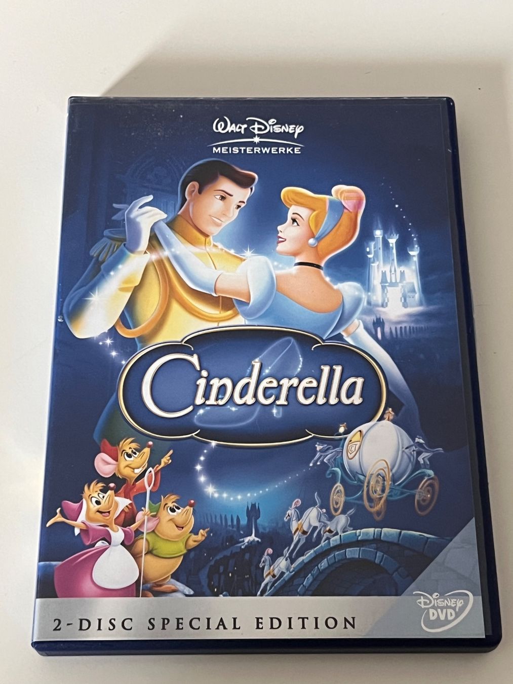 Tutti i DVDs: Cinderella 2-Disc Special Edition, Disney – Usato da Altstätten SG venduto da sheamus