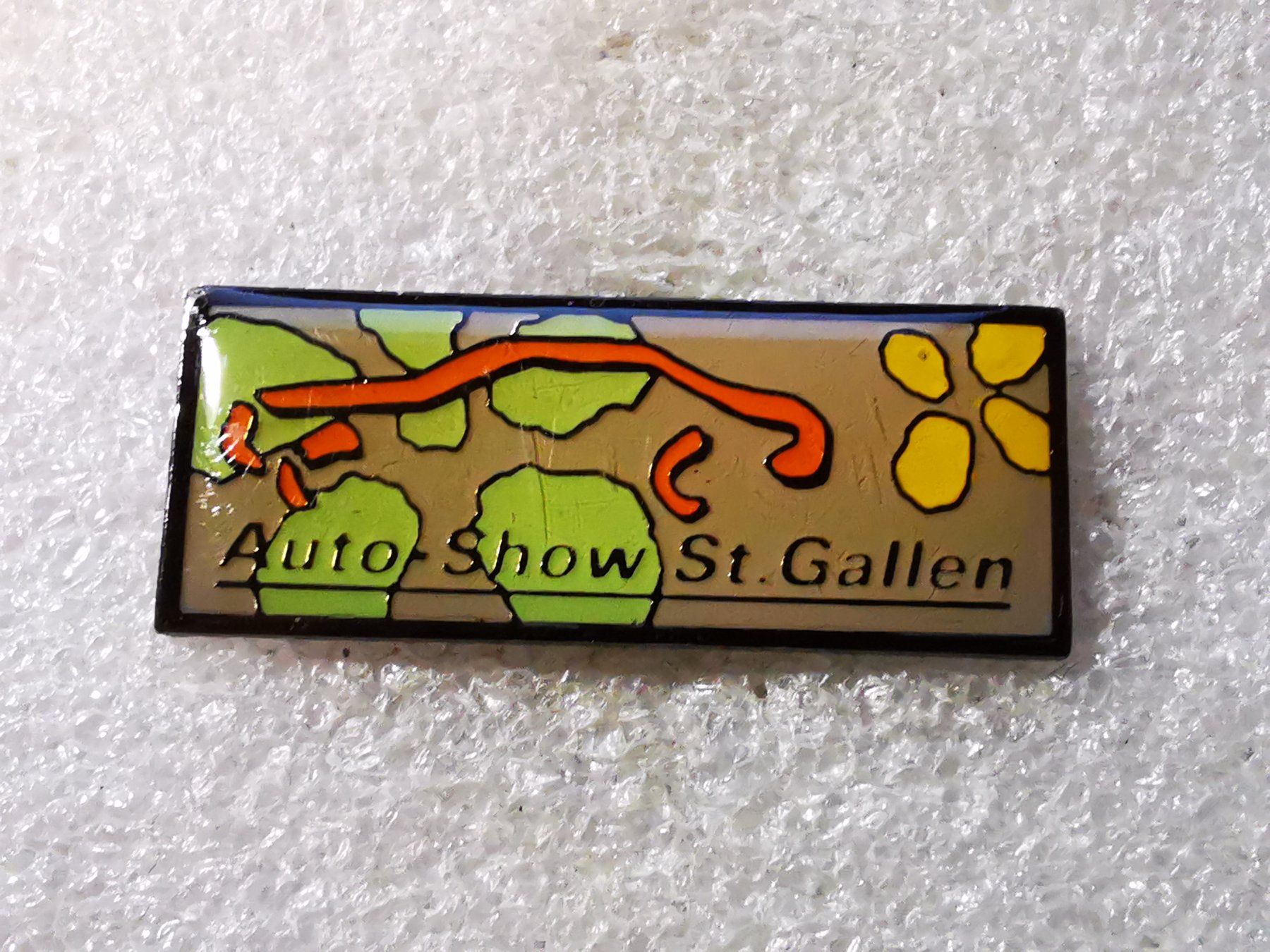 Plaketten & Abzeichen: Ansteckpin 64: Auto Show St. Gallen – Gebraucht aus Oppligen von Pin-Fall-Shop
