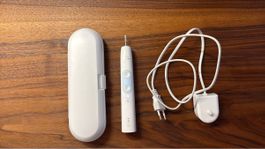 Philips Sonicare 4500 Zahnbürste weiss