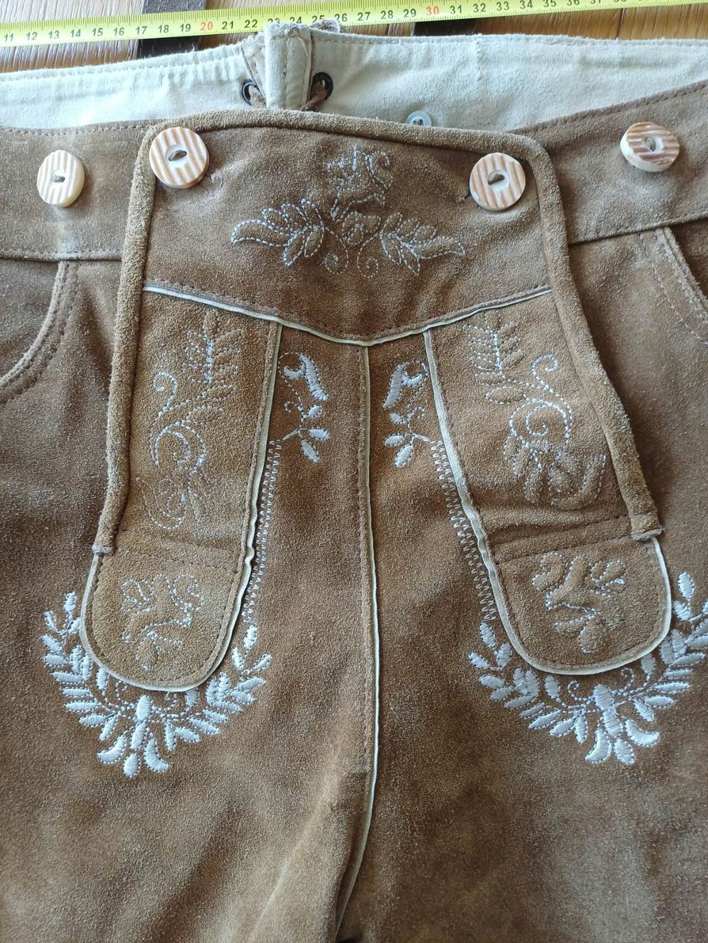 Pantaloni: Echt Lederhose, absolute neuwertig – Usato da Wil SG venduto da Berg1-Bob 1