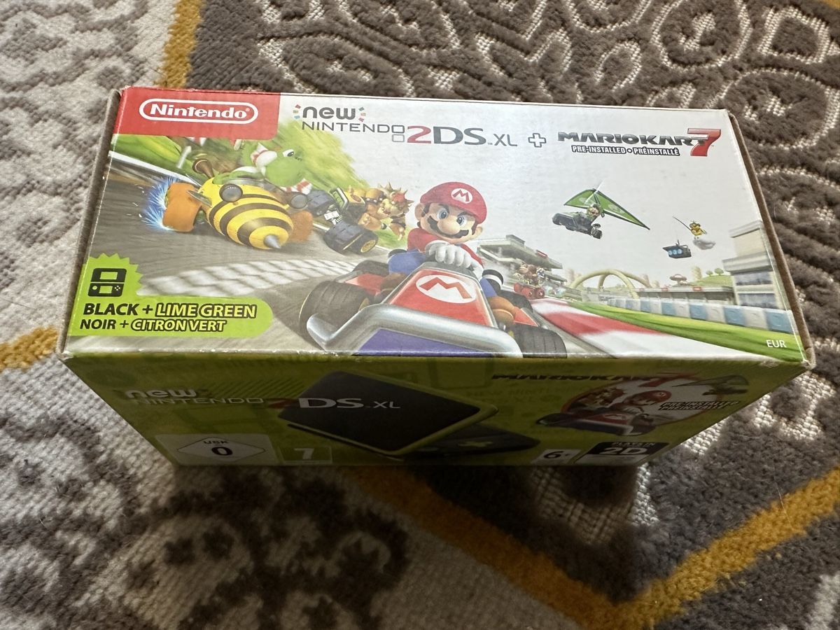 Nintendo Console: New Nintendo 2DS XL, Mario Kart 7 Bundle, Black + Lime – Nuovo (secondo la descrizione) da Islikon venduto da Porti_91 4