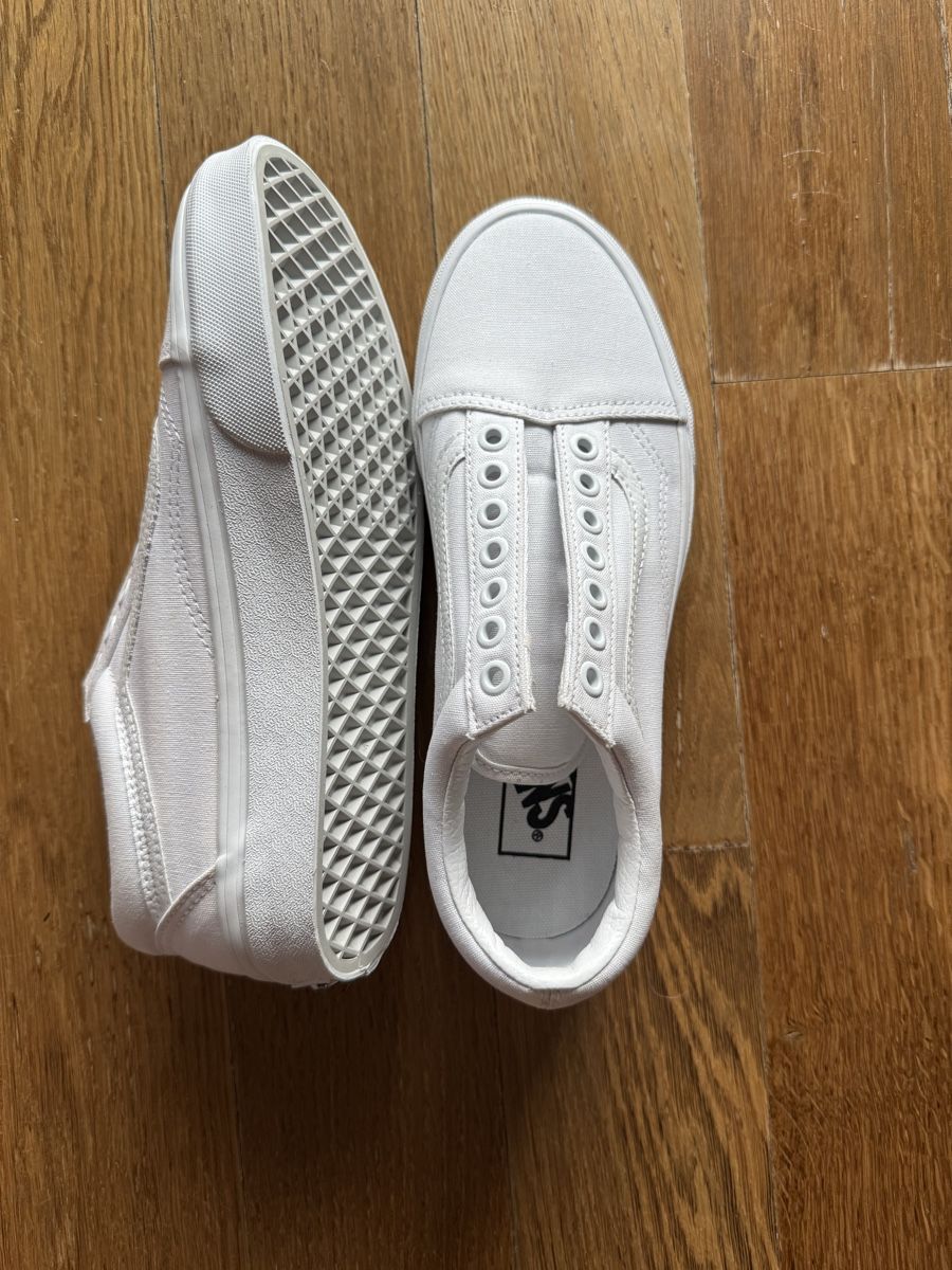 Vans Scarpe da uomo: Vans weiss 38.5, ohne Schnürsenkel – Nuovo (secondo la descrizione) da Münchwilen TG venduto da nera.a