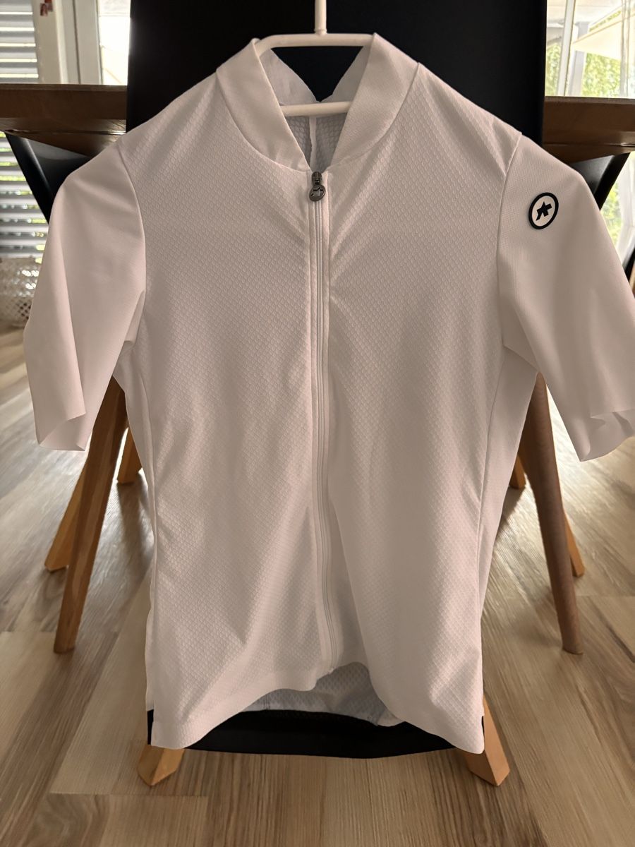 Assos Maillots de corps & Pantalons: Assos Damentrikot M – D'occasion à Rohrbach par bar_b62d