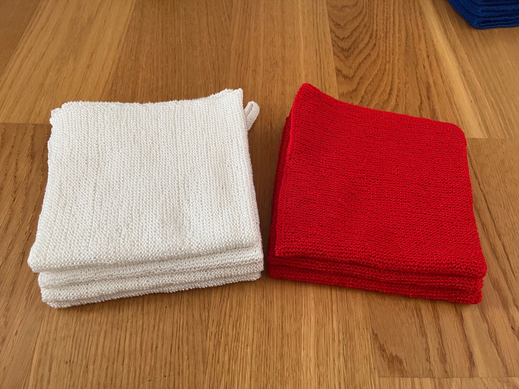 Altro per la casa: Handgestrickte Waschlappen 100% BW div. Farben – Nuovo (secondo la descrizione) da Zürich venduto da reg_rf87 3