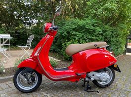 Vespa Primavera 50  Jg. 2018  Rot  7791 km  ab MFK