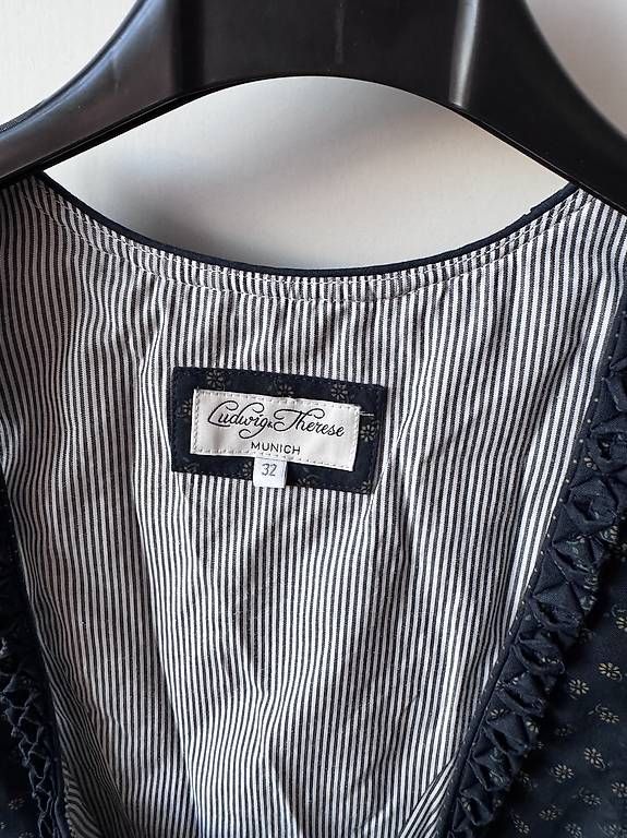 Vestiti: Ludwig & Therese Dirndl Gr. 32 blau-gold  – Usato da Zürich venduto da mar_lwx5 2