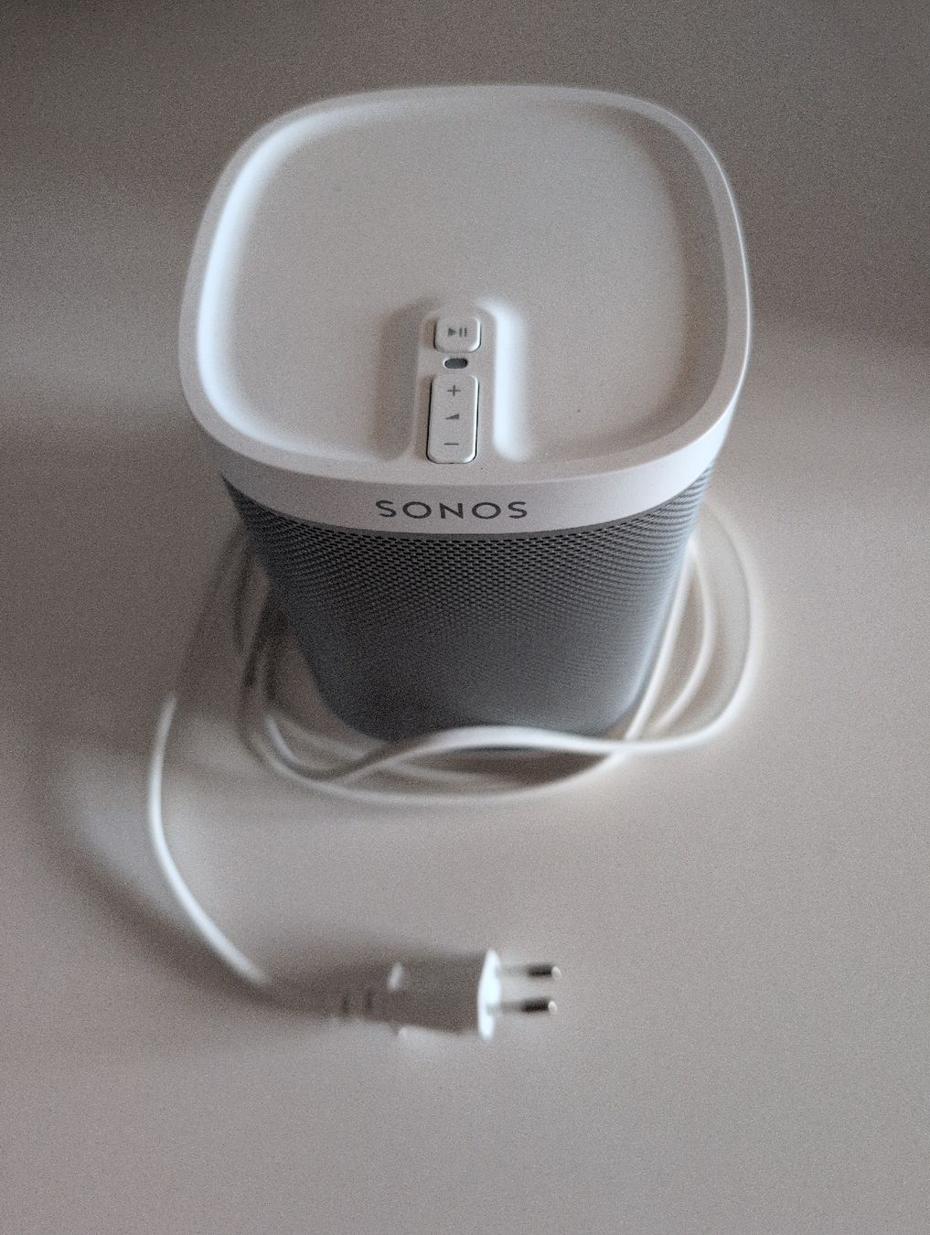 Casse acustiche: Enceinte Sonos Play:1 blanche avec câble – Usato da Chexbres venduto da jul_r7cw