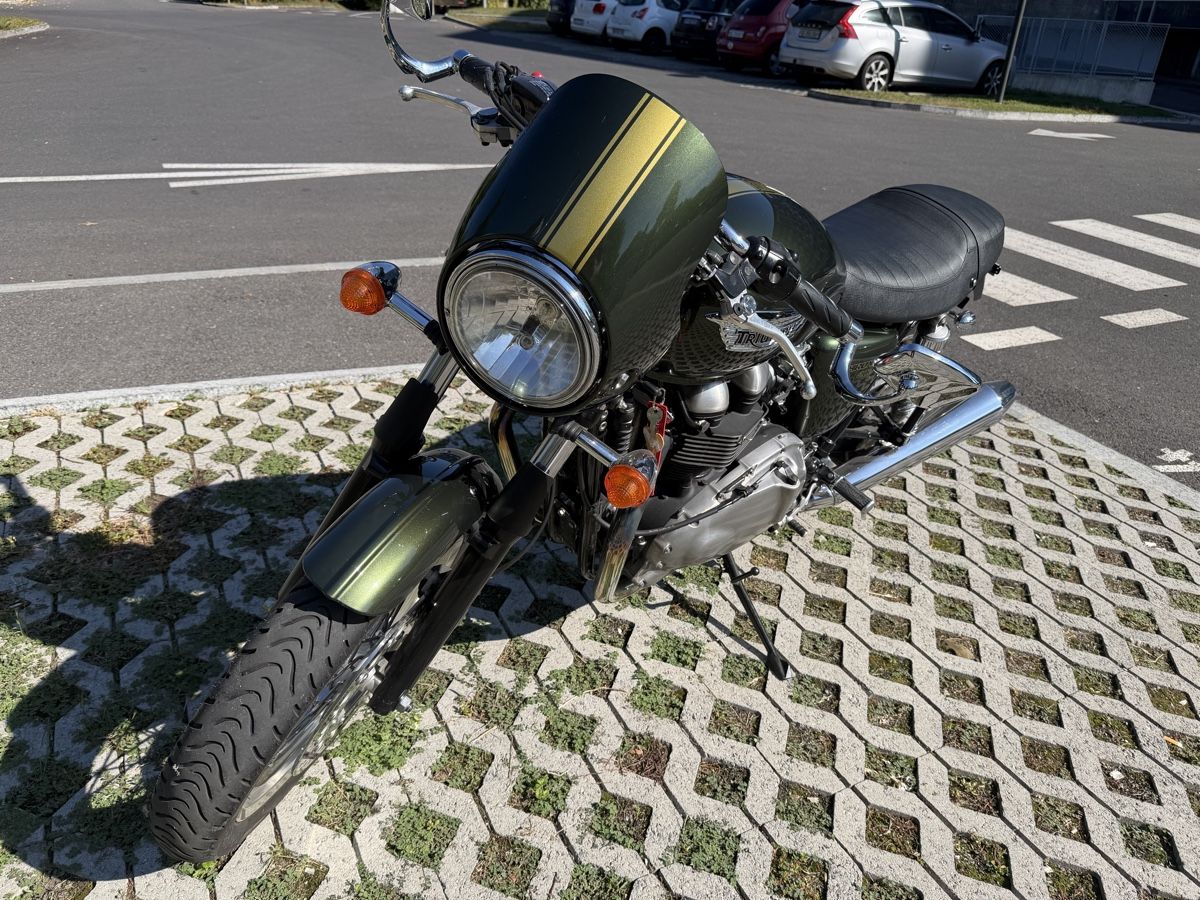 Triumph thruxton 900 (D'occasion) à Chêne-Bougeries pour CHF 4000 ...