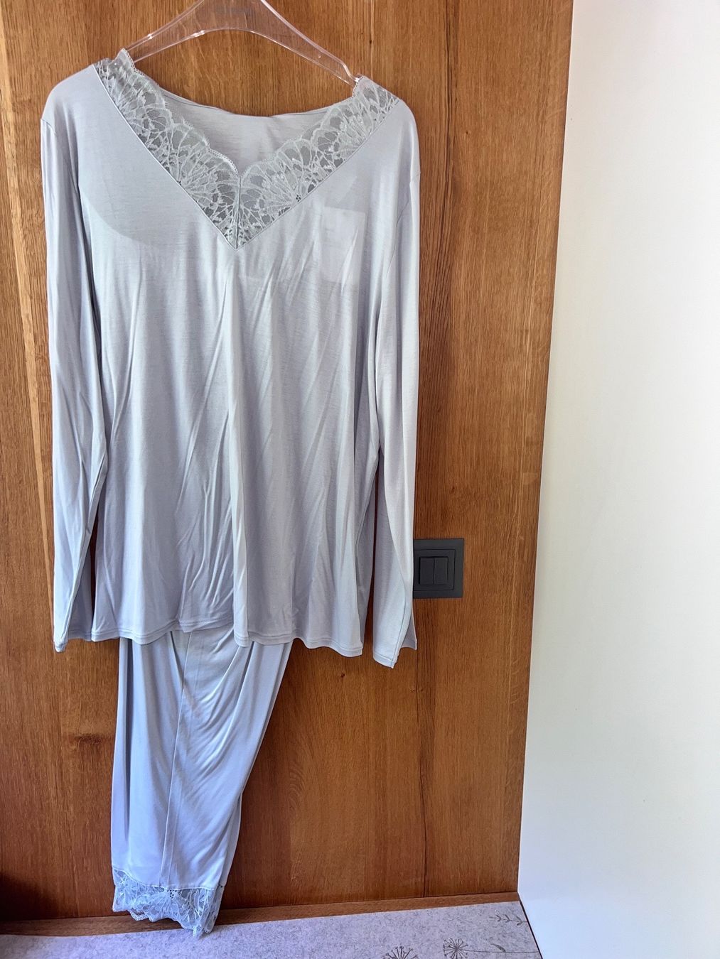 Hanro Negligees & Pigiami: Pyjama HANRO L Modal neu – Nuovo (secondo la descrizione) da Dornach venduto da samuti