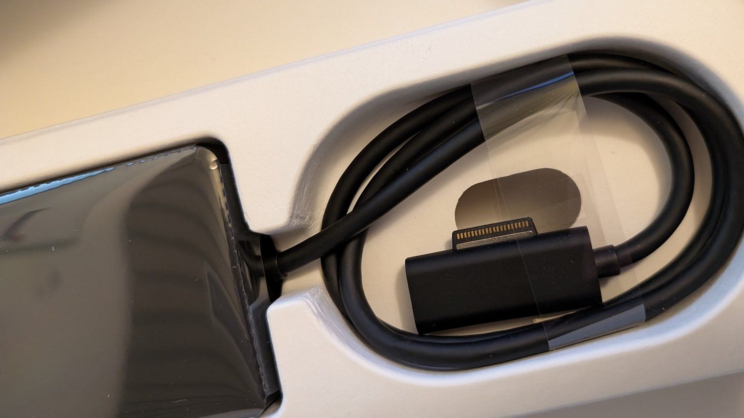 Microsoft Docking station: Station d'accueil Microsoft Surface Dock 1661 - Neuve! – Nuovo e nell'imballaggio originale da Bottens venduto da till79 1