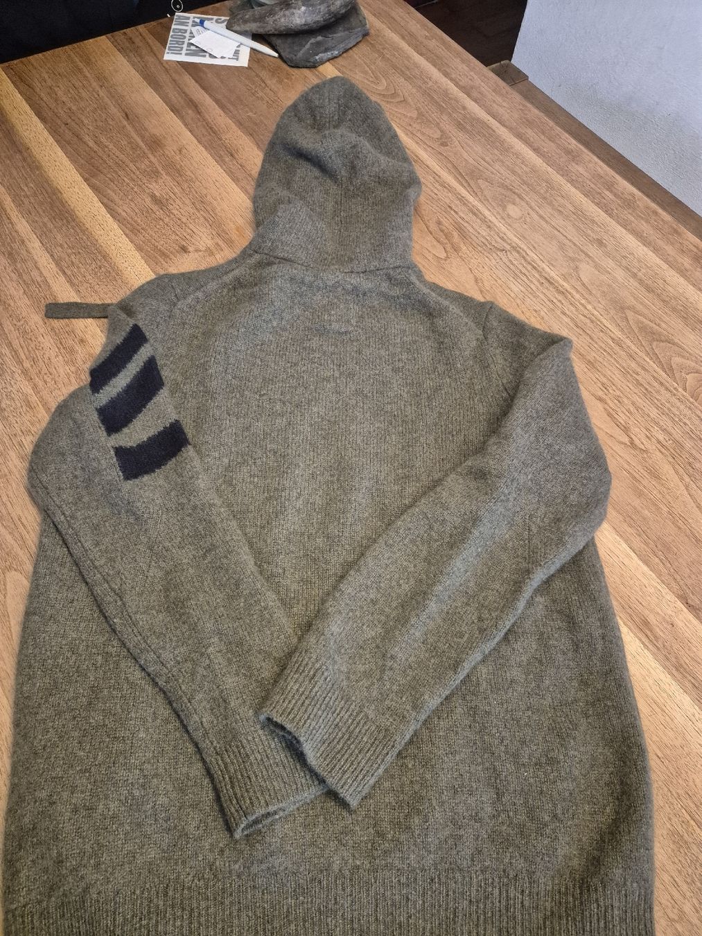 Pullover & Sweatshirts: Kaschmir Hoodie von Zadic & Voltaire  – Neu (gemäss Beschreibung) aus Weesen von sch_cs6t 4