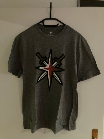 NHL Vegas Golden Knights T-Shirt - L