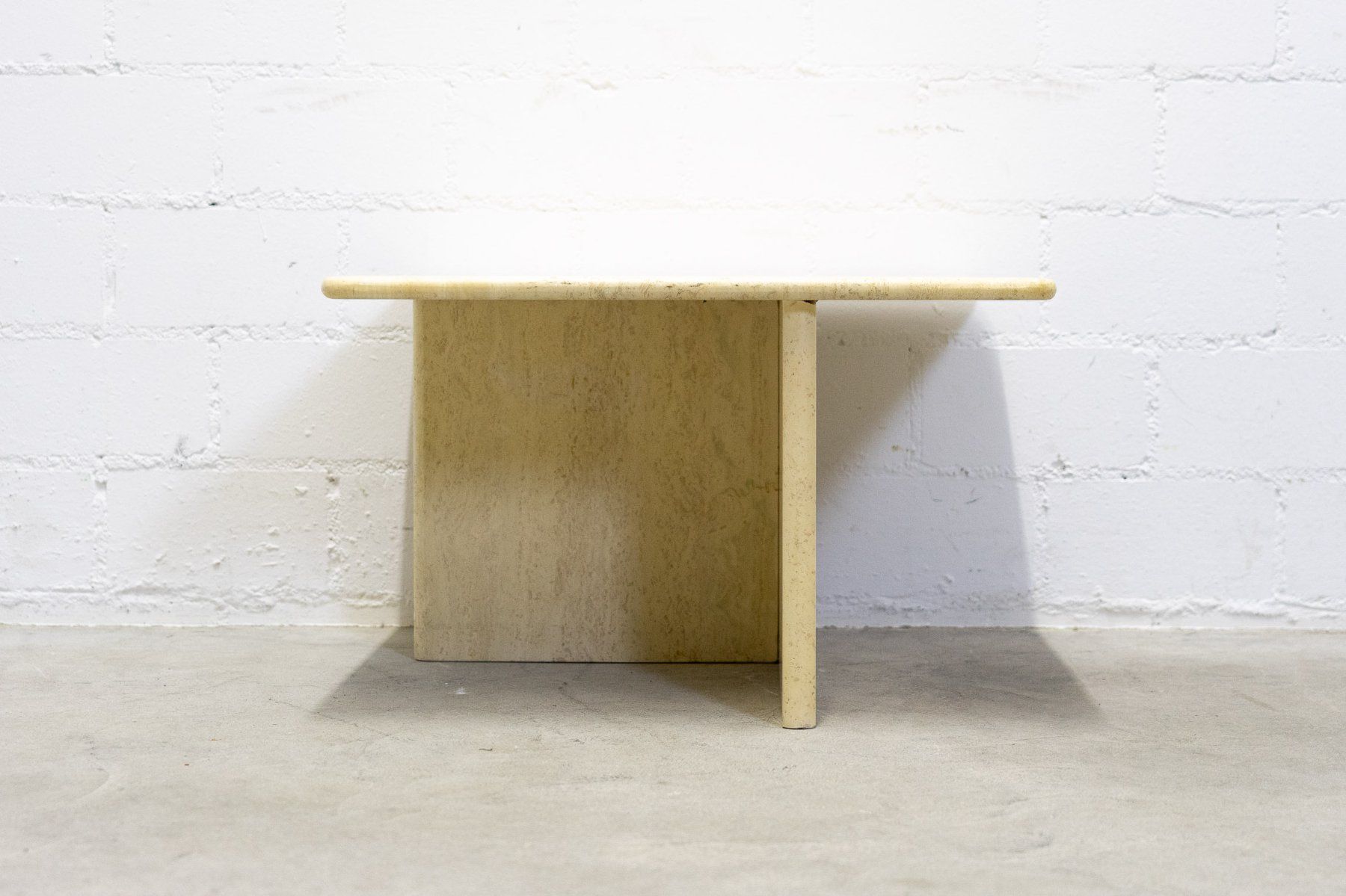 Tische: Couchtisch Travertin Nr. 4 - Lieferung möglich – Gebraucht aus Schaffhausen von Studio-Ara 4