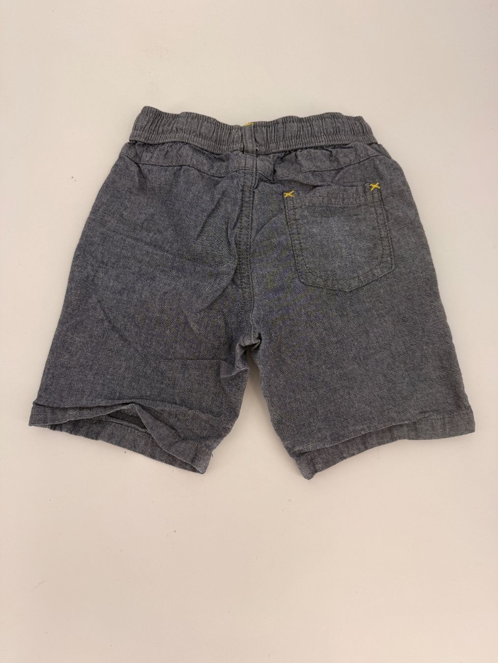 Pantaloni: Jeans Shorts Gr. 98 von Smile – Usato da Auenstein venduto da moin. 1