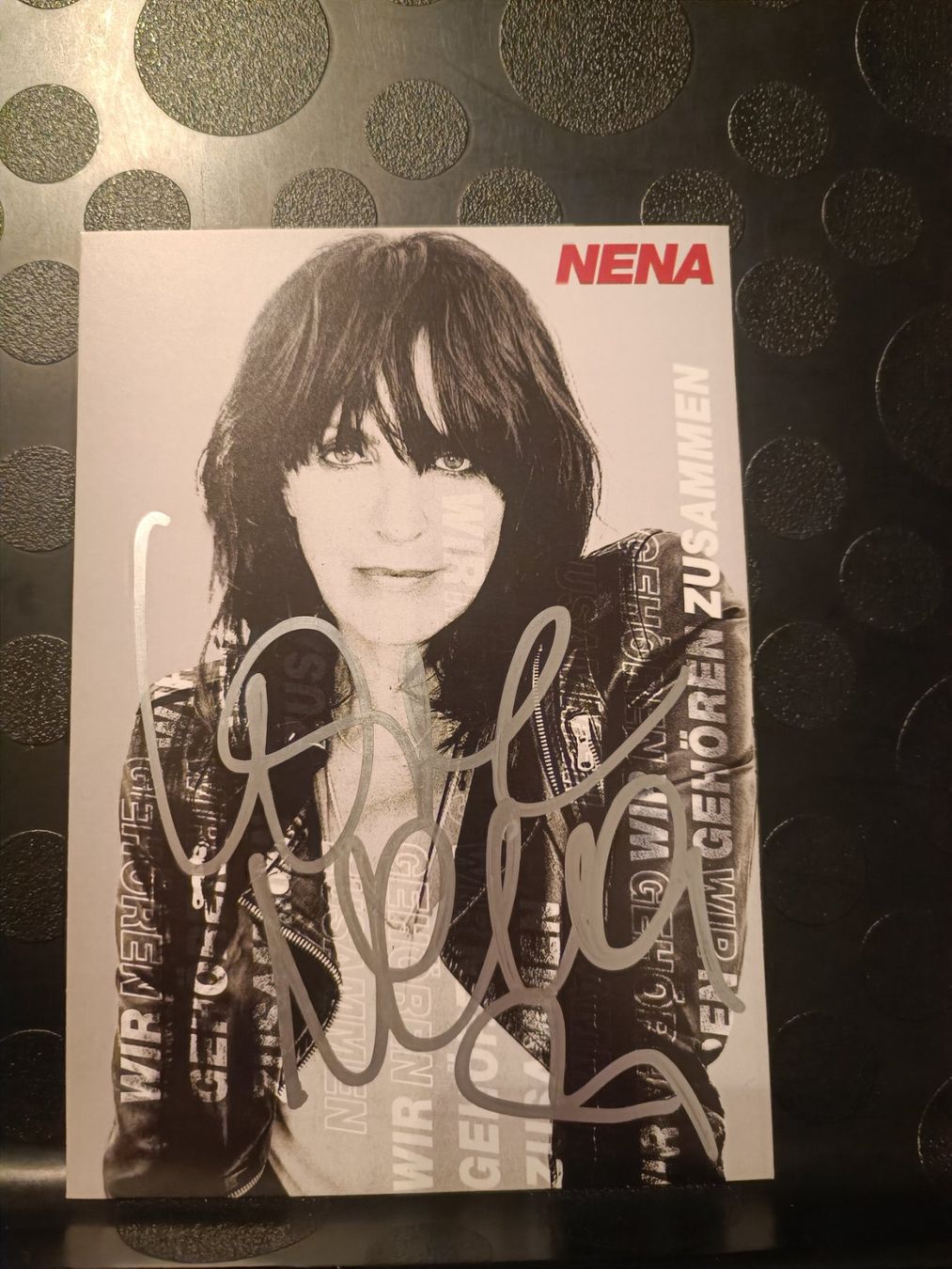 Autografi: Nena - Handsigniert Autogrammkarte – Usato da Menziken venduto da Artographs