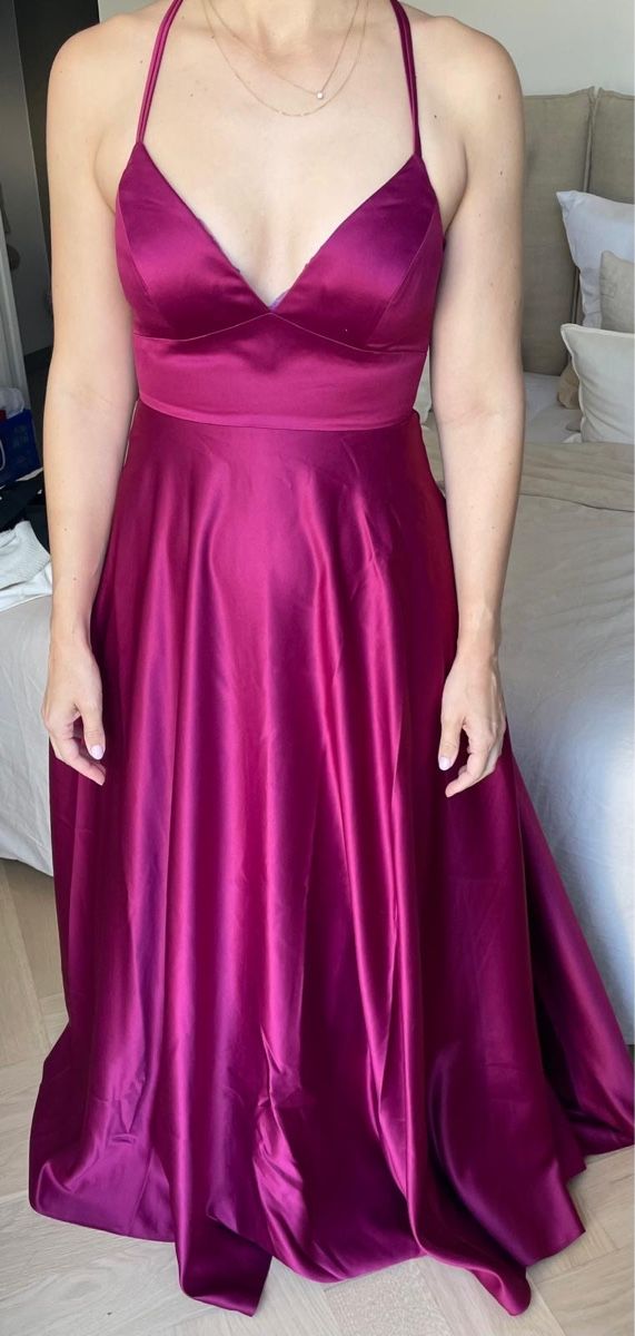 Vestiti: Neu Abendkleid Gr. 36 – Nuovo (secondo la descrizione) da Zürich venduto da prima.01