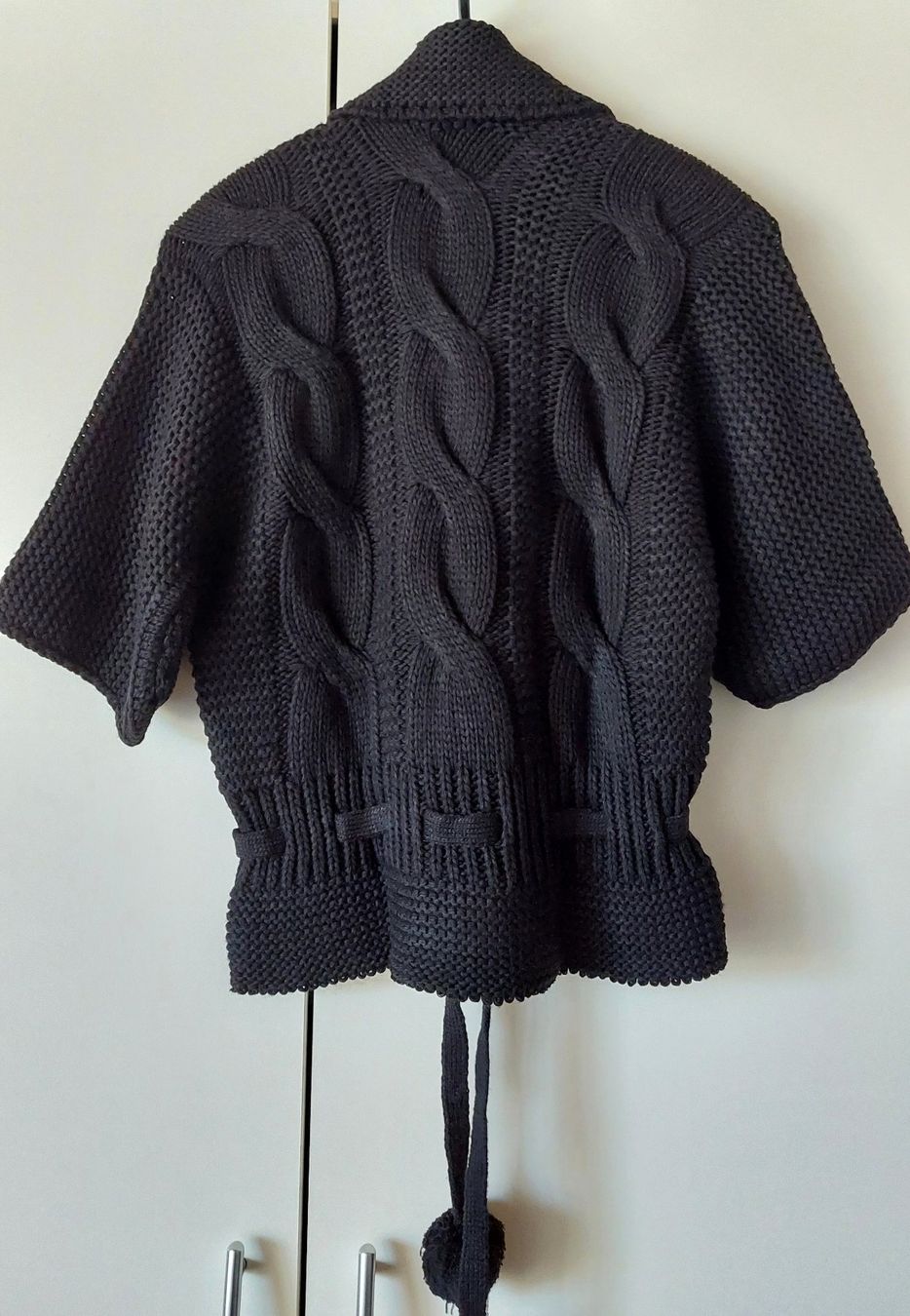 Giacche: Damen kurze warme Strickjacke – Usato da Zollikofen venduto da Blackie 1