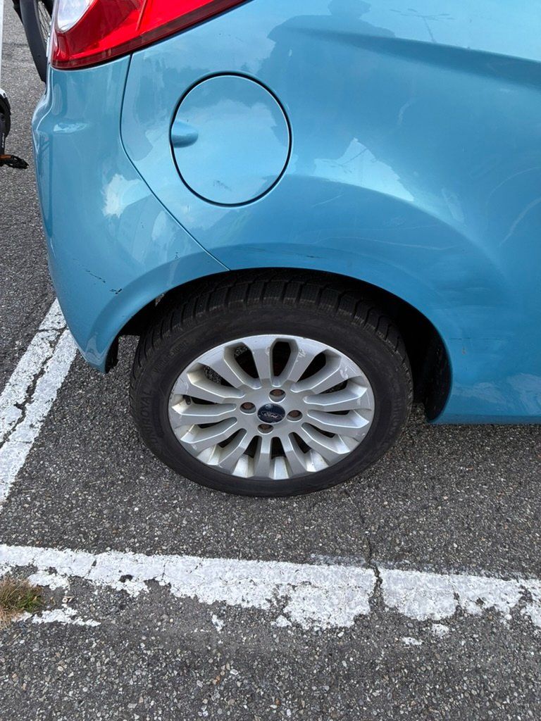 Ford Automobili: Ford KA – Usato da Lausanne venduto da jul_7q87 8