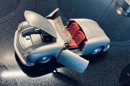 Modelauto Porsche Boxer silber 1:24 guter Zustand