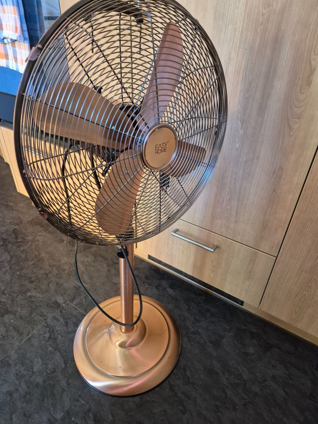 Ventilateurs: Ventilator kupferfarbig – D'occasion à Malters par Moeschi5
