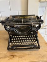 Antike Underwood Schreibmaschine Nr.3 - Rarität! 51 Zeichen