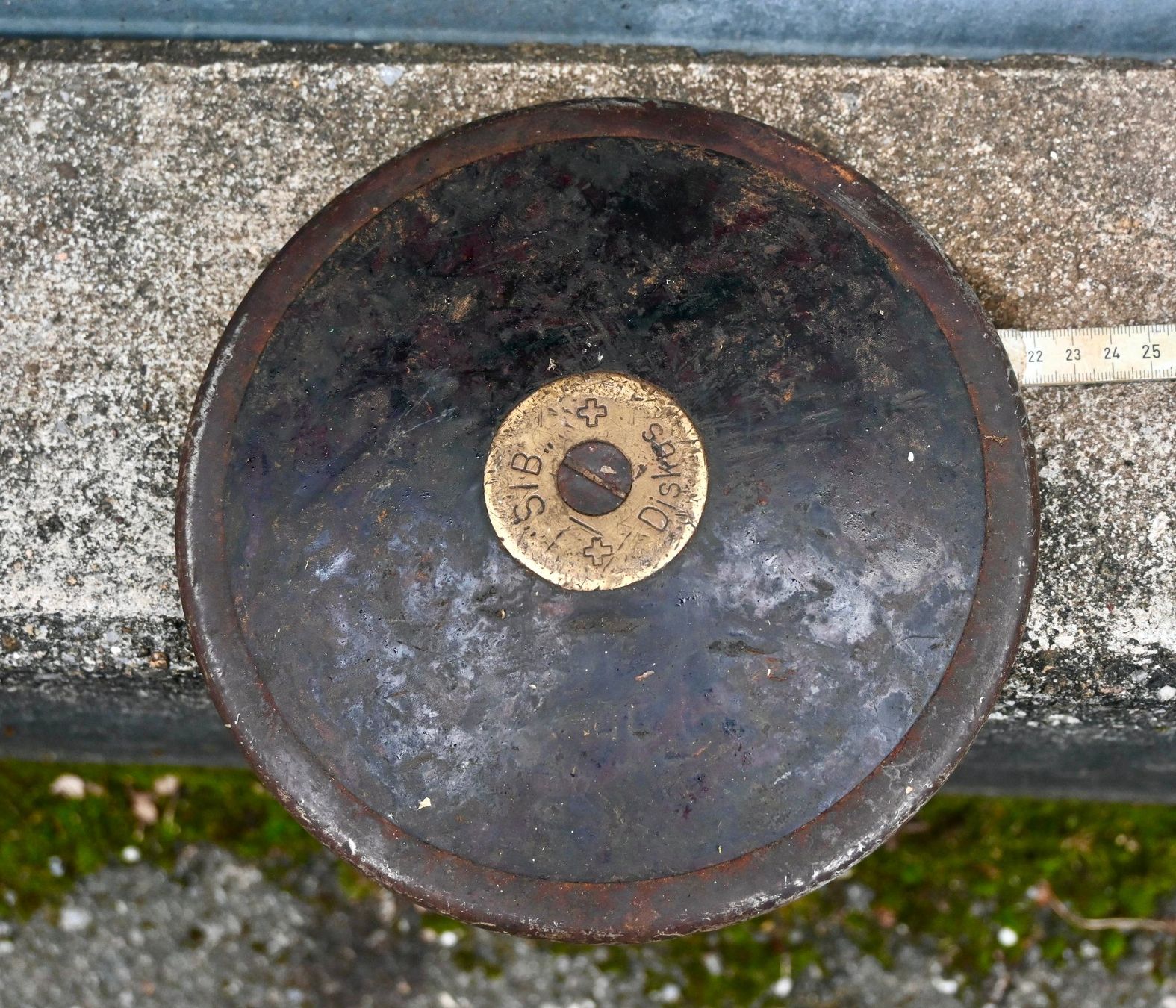 Sculture & Statue: antiker Hammer Diskus SIB Schweiz Diskus – Usato da Pfaffhausen venduto da mono_rec 3