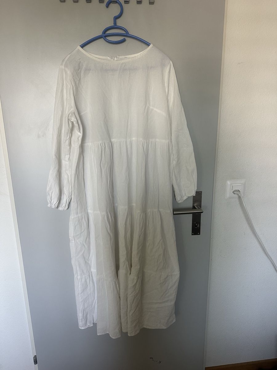 Kleider: Robe taille M – Neu (gemäss Beschreibung) aus Biel/Bienne von orange1