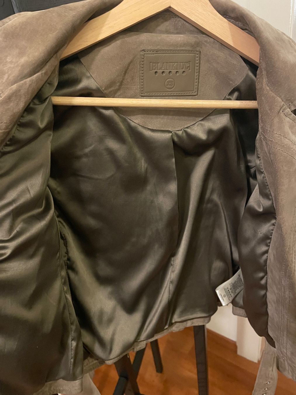 Jacken: [BLANKNYC] 100% Suede Biker Leather Jacket, XS – Gebraucht aus Zürich von Mariva1 3