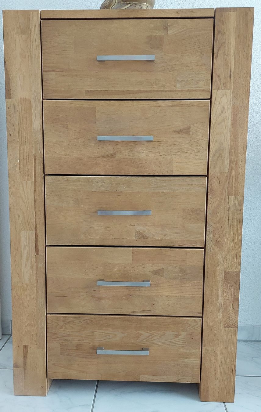 Cassettiere: Kommode Eiche massiv, 5 Schubladen, Top Zustand – Usato da Hausen AG venduto da eri_65tq