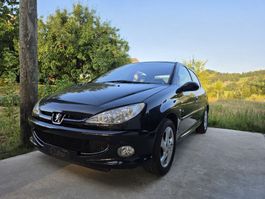 Peugot 206 ab mfk neue hinterachse 