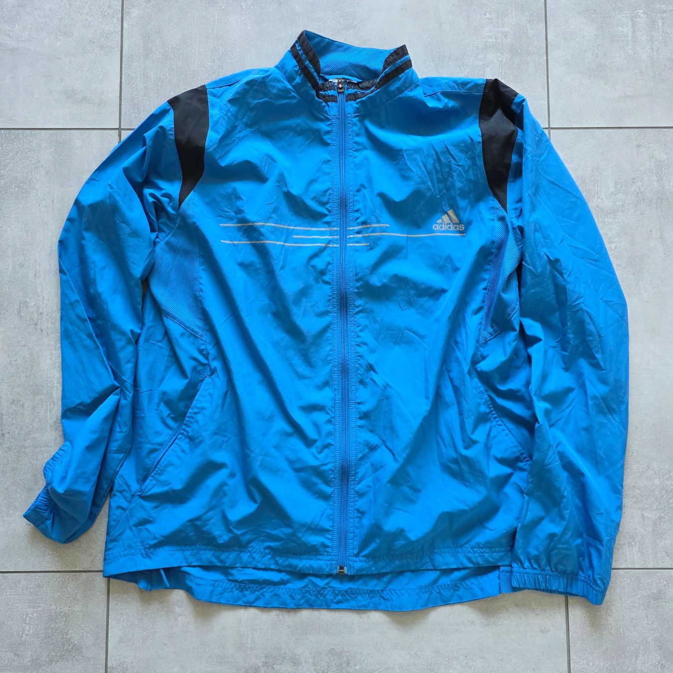 Adidas Giacche: Adidas Windjacke blau Grösse L – Usato da Bern venduto da TMYZ