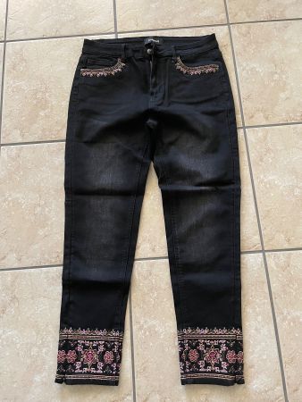Desigual Jeans schwarz mit Stickerei Grösse 40 (32)