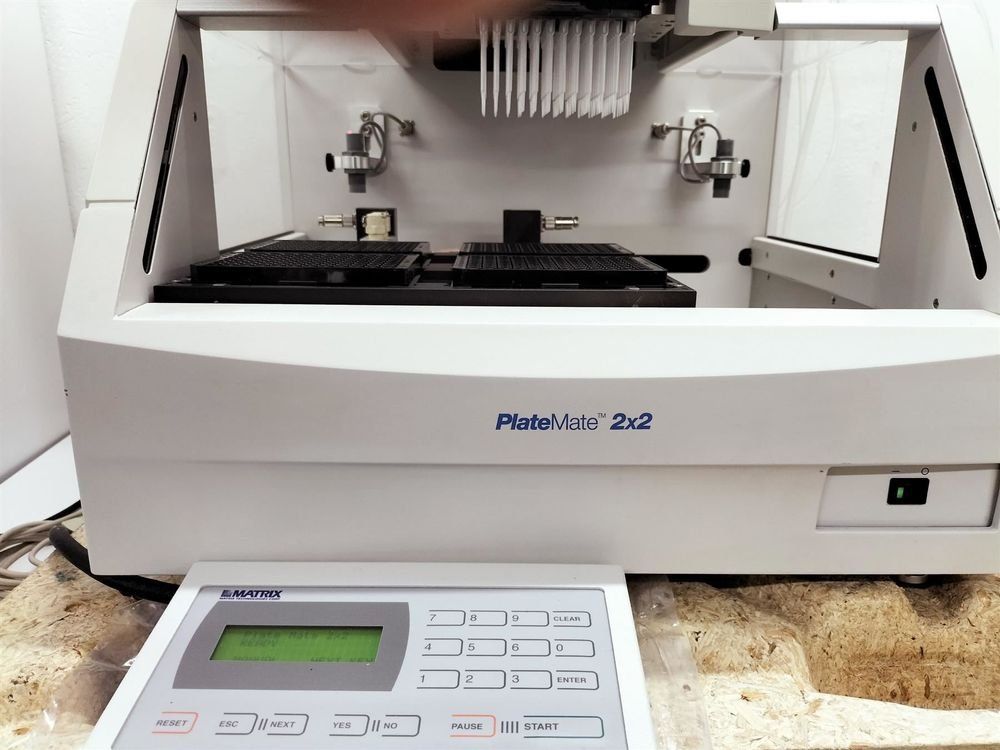 Hometrainer: MATRIX  Plate Mate 2 x 2 Workstation – Usato da Niederdorf venduto da LeptonAG_Labor 5