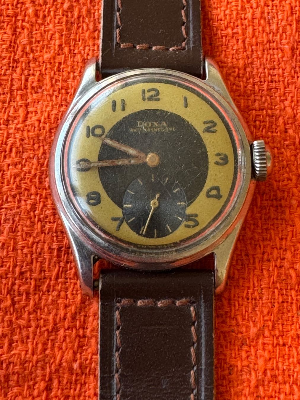 Doxa Orologi: Vintage Doxa Watch – Usato da Sion venduto da Noj_6sks