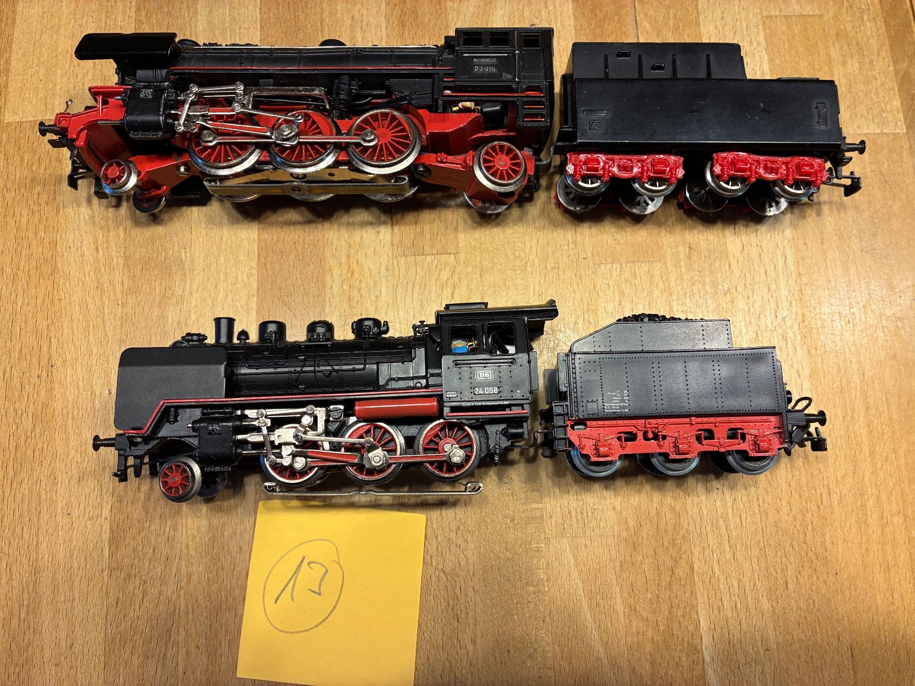 Märklin Trains électriques: Märklin 2 x DB Dampfloks – D'occasion à Reigoldswil par Frog40