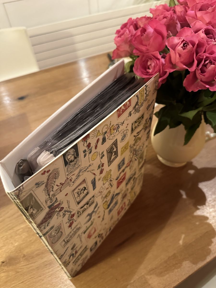 Alle Briefmarken: 125x FDC und Sonderbriefe Schweiz im Ringbinder – Gebraucht aus Schmitten / FR von Samsara169